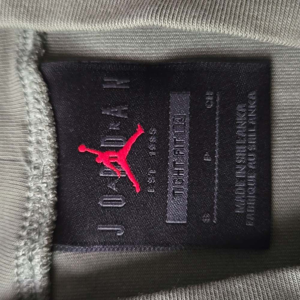 Air Jordan Green Long Sleeve Mock Neck Top - Picture 5 of 9